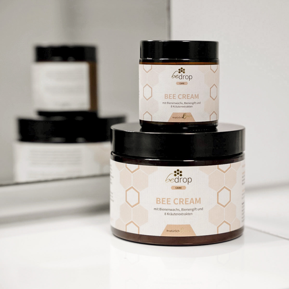 XXL Bee Cream pomada de veneno de abeja con 8 extractos de hierbas - 400g