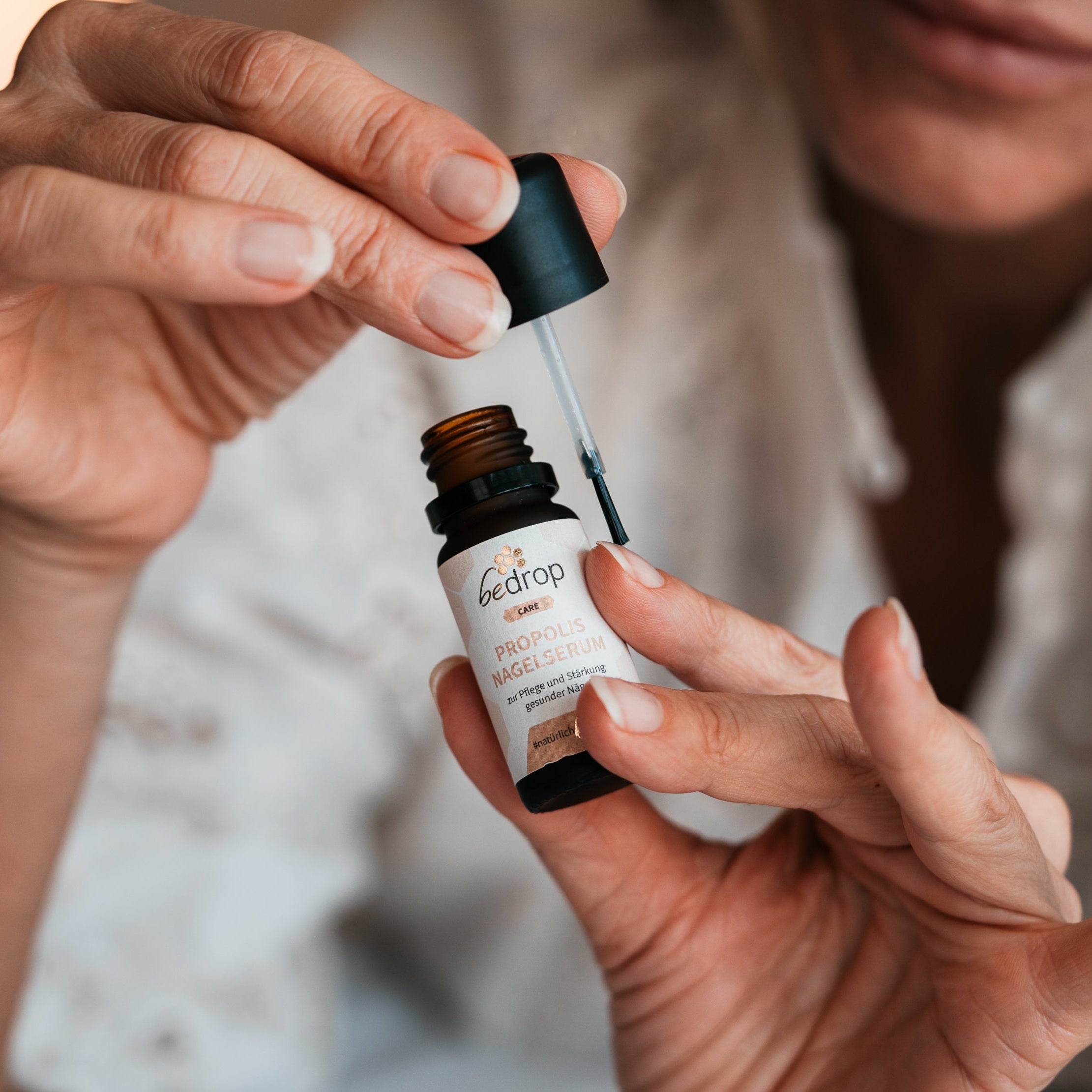 Lote: 3x suero de propóleo para uñas - cuidado de las uñas con altas dosis de propóleo y 4 aceites esenciales - 10ml