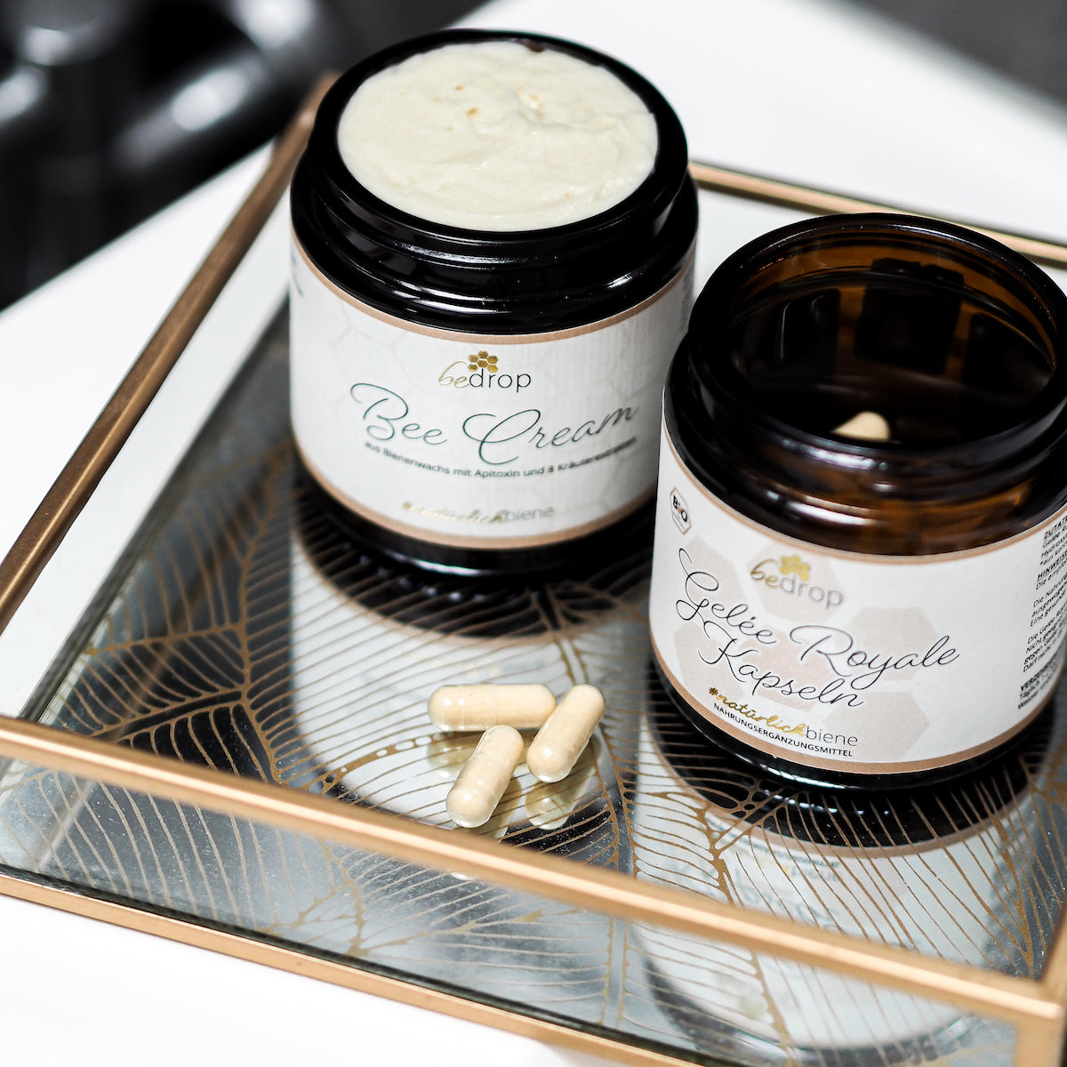 Set bienestar | Crema de abeja (pomada de veneno de abeja) + cápsulas de jalea real